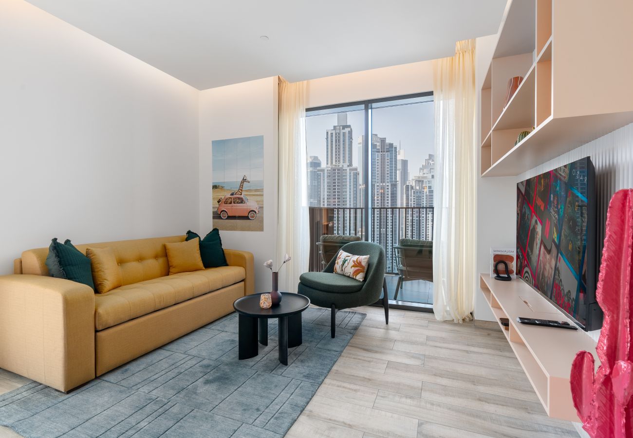 Ferienwohnung in Dubai - Burj Khalifa View | Chic Interiors | Sleeps 4