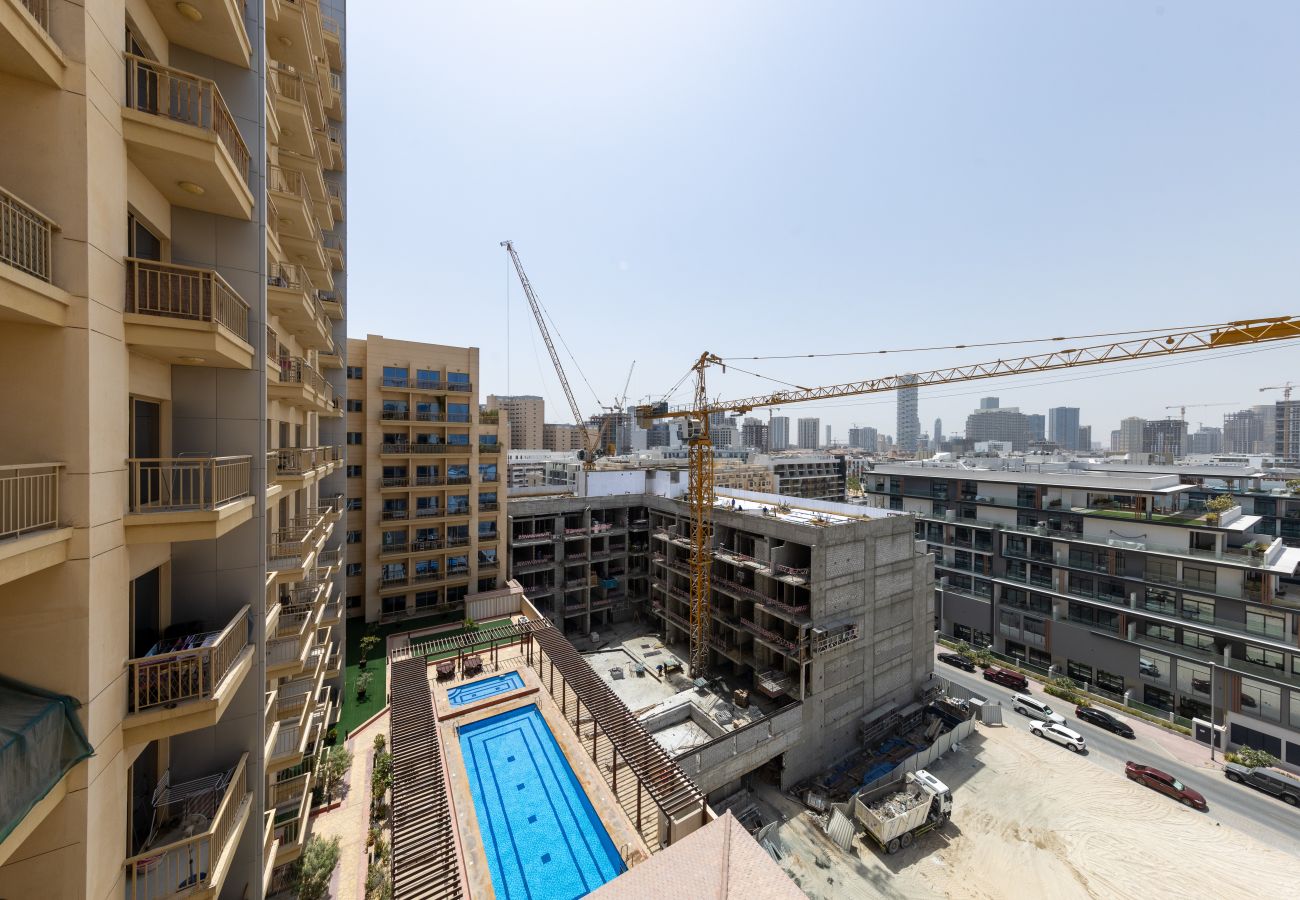 Ferienwohnung in Dubai - Near Park and Shopping Mall | Minimal 1BR