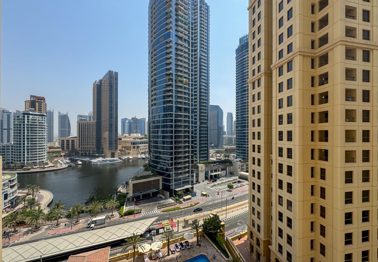 Ferienwohnung in Dubai - Pool View | Near Beach | Vast and Best for Family