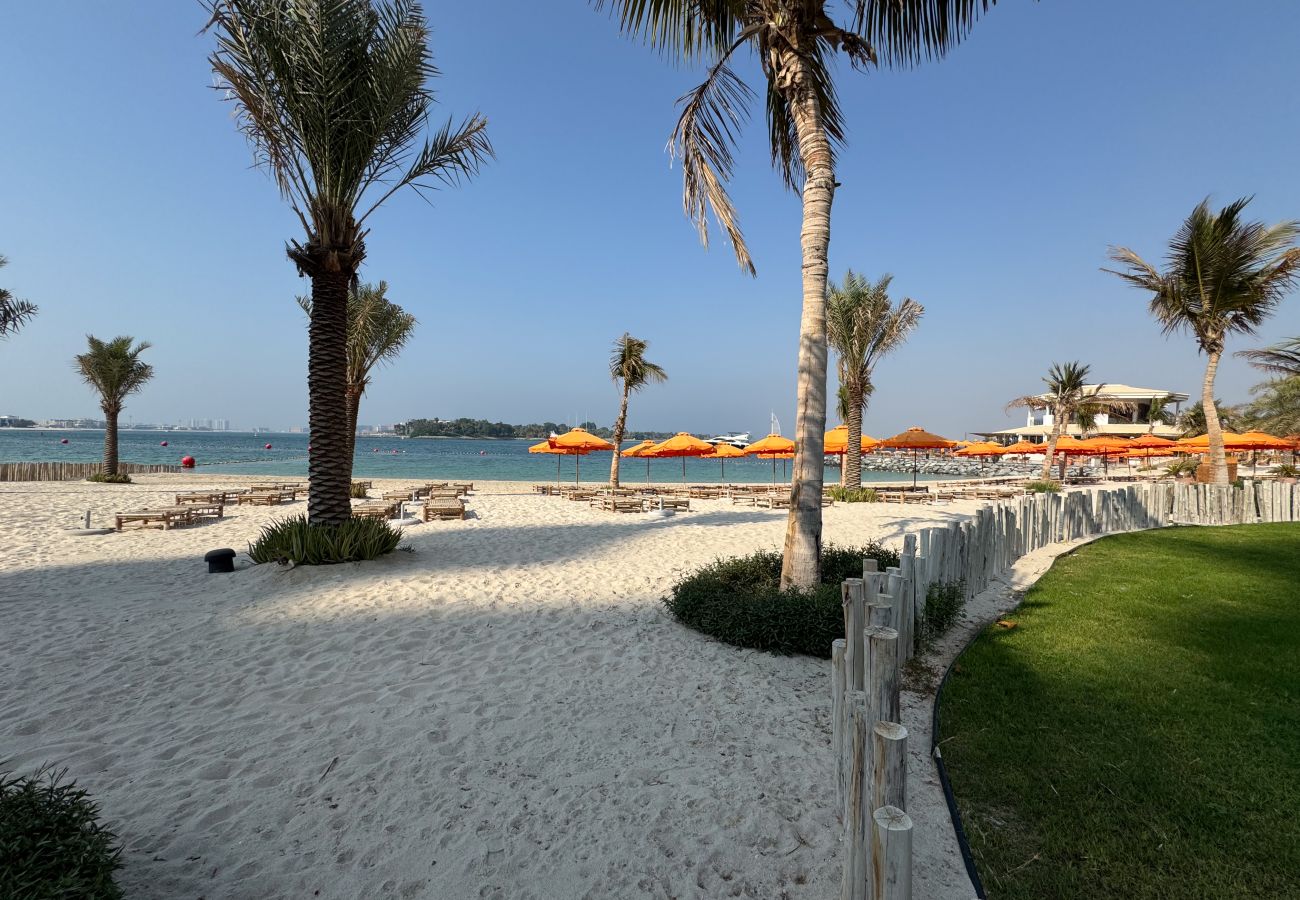 Ferienwohnung in Dubai - Direct Beach Access | Spectacular Views | Upgraded