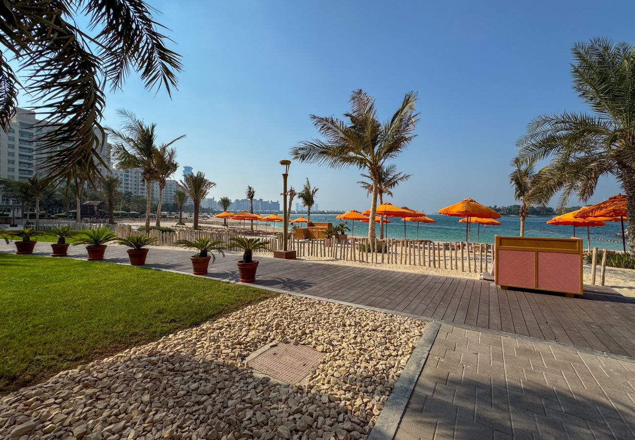 Ferienwohnung in Dubai - Direct Beach Access | Spectacular Views | Upgraded