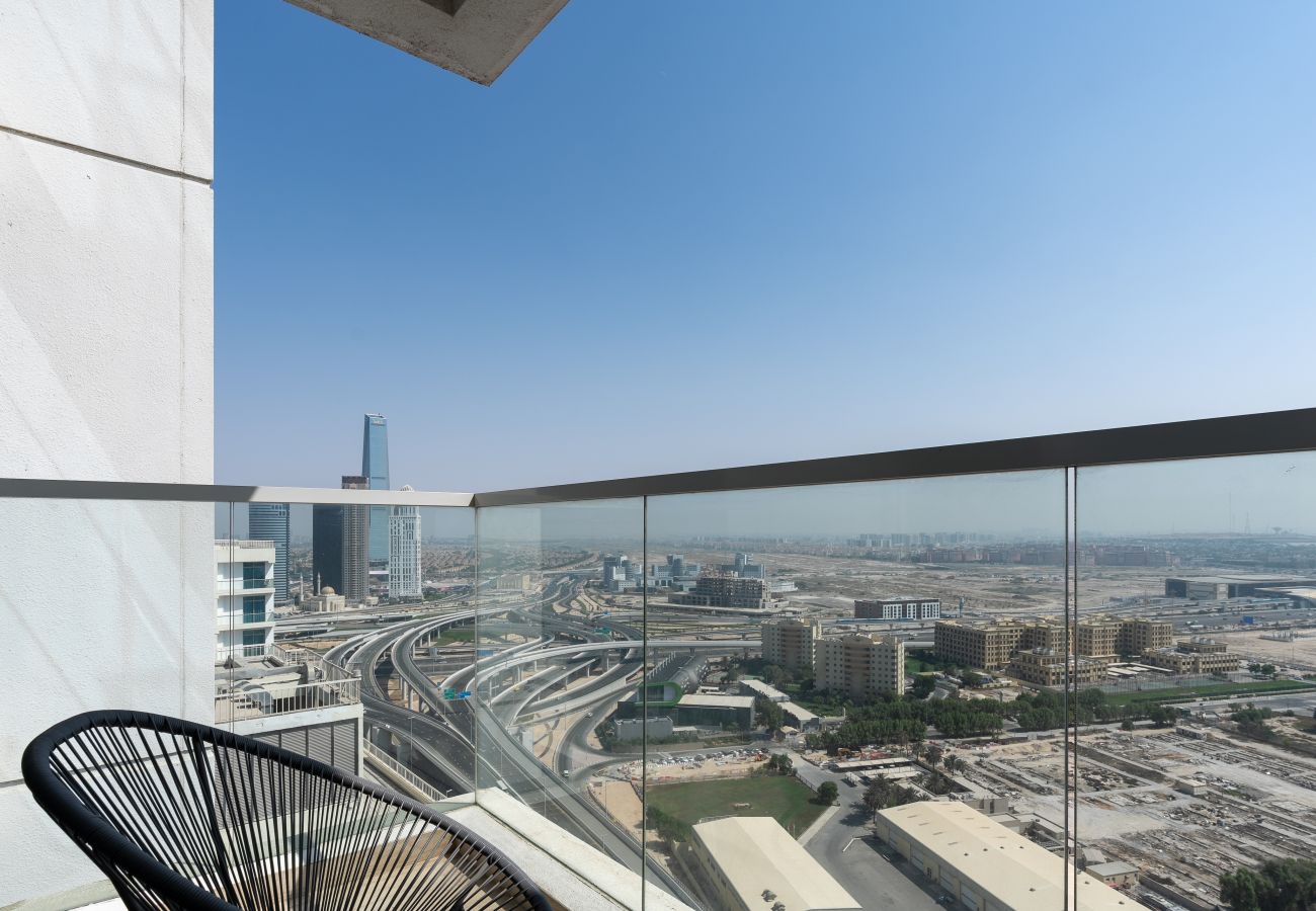 Ferienwohnung in Dubai - Charming Skyline View | Superior Chic Furnishings