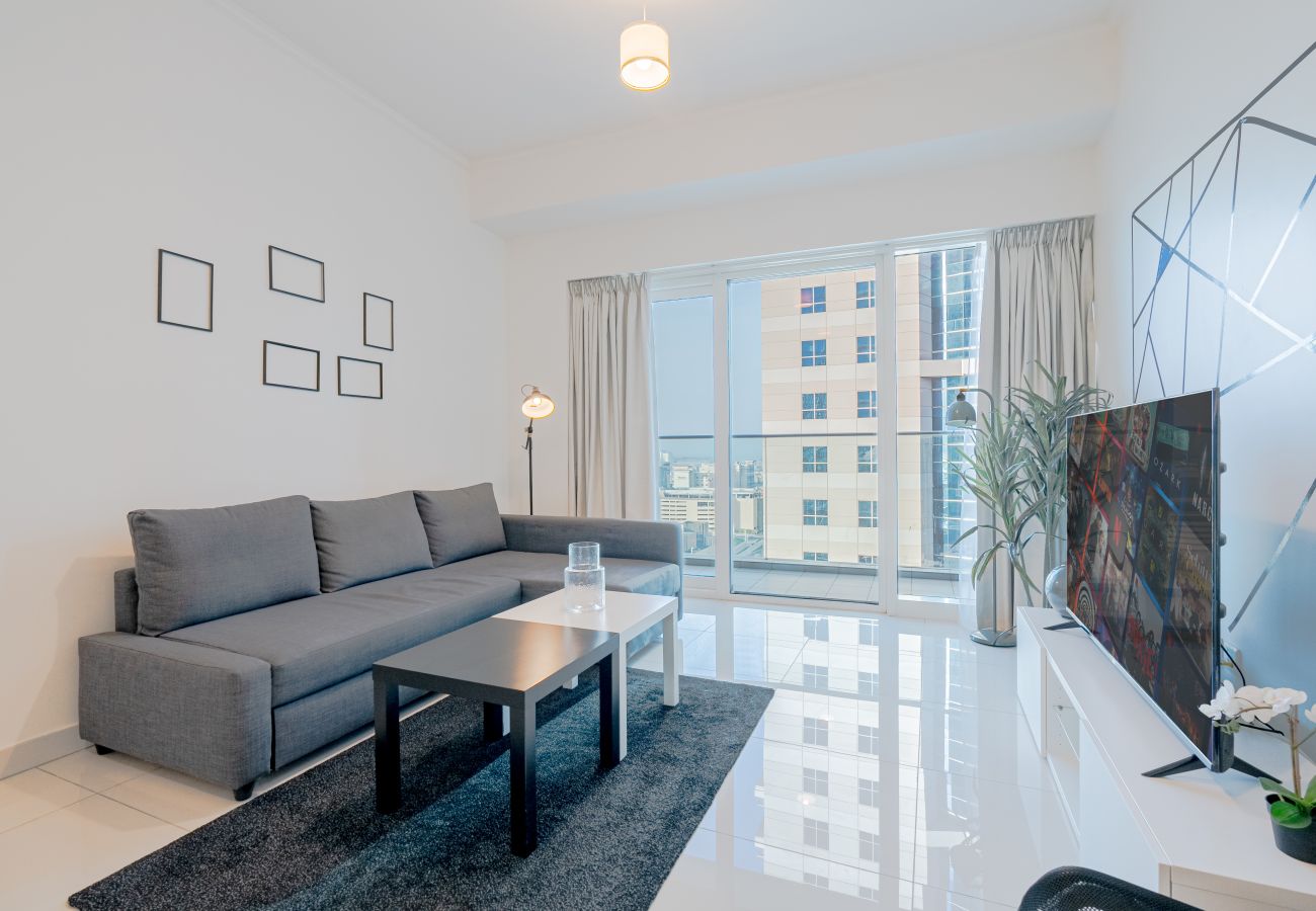 Ferienwohnung in Dubai - Bright and Spacious | Central | Marina View