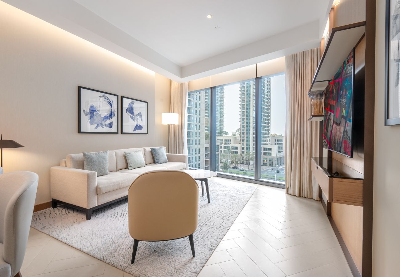 Ferienwohnung in Dubai - Few Minutes’ Walk to Burj Khalifa | Contemporary