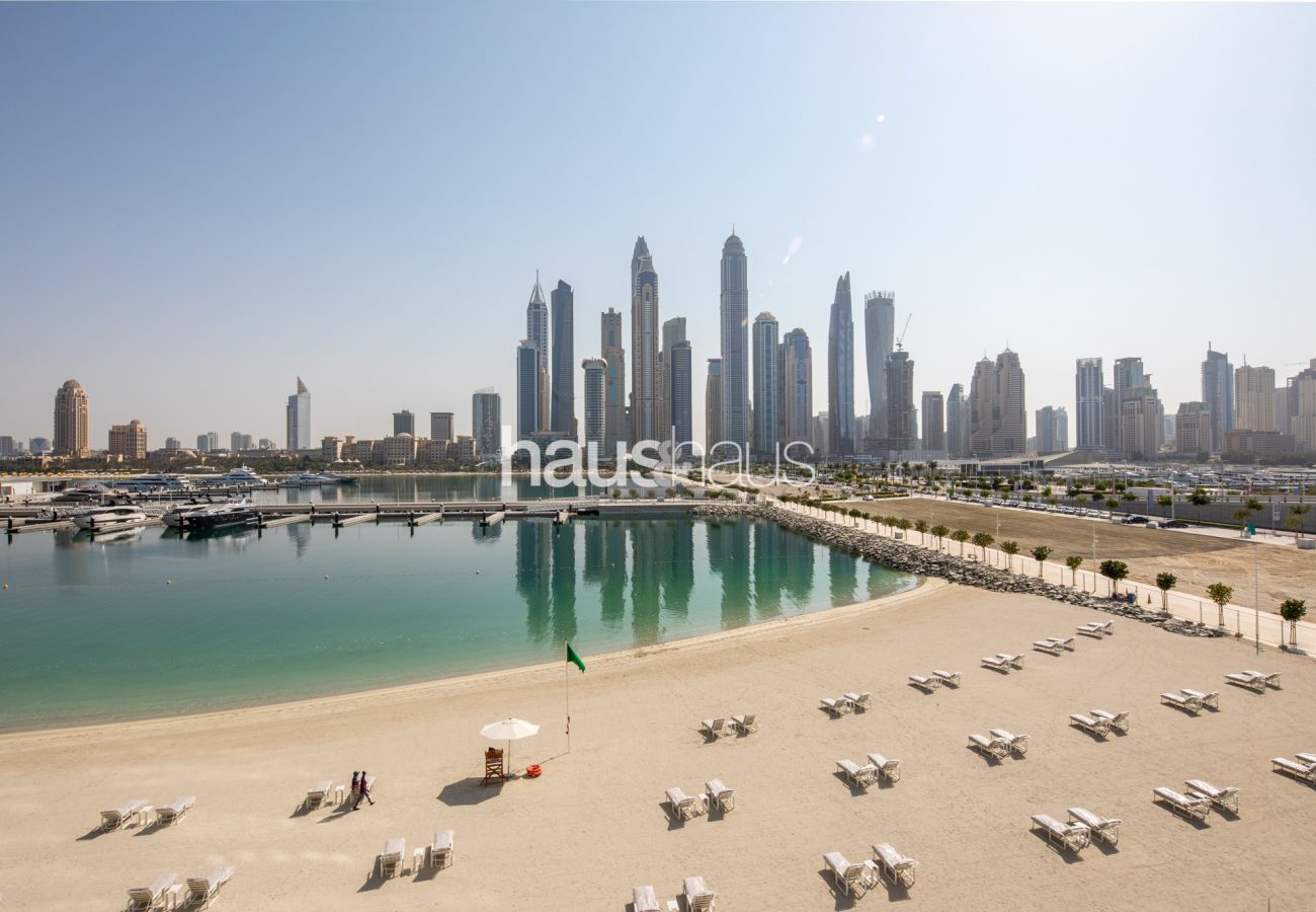 Ferienwohnung in Dubai - Spectacular Sea View | Beach Access | Brand New