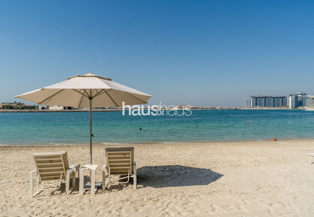 Ferienwohnung in Dubai - Spectacular Sea View | Beach Access | Brand New