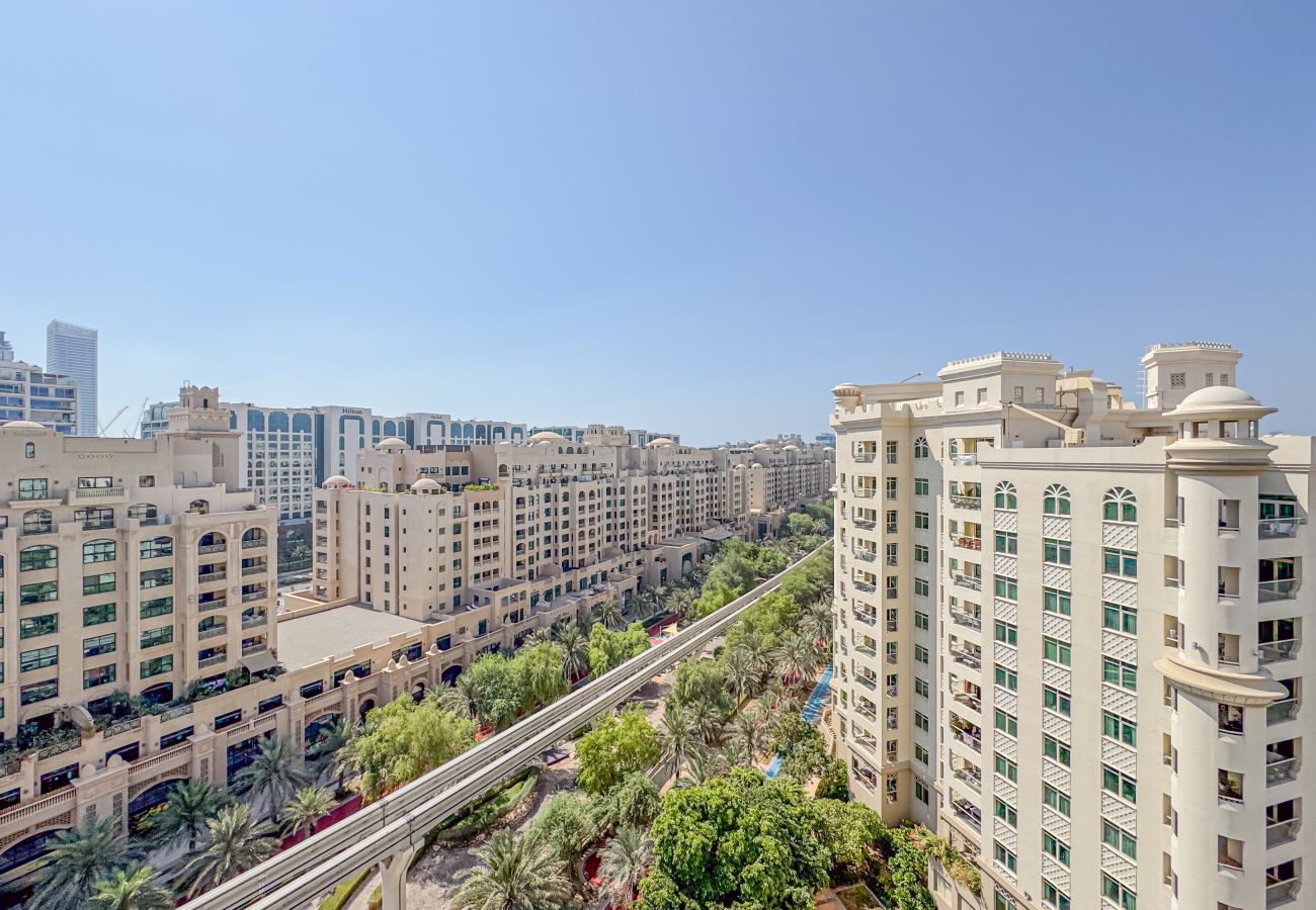 Ferienwohnung in Dubai - Spacious | Maid’s Room | Park View | Brand New