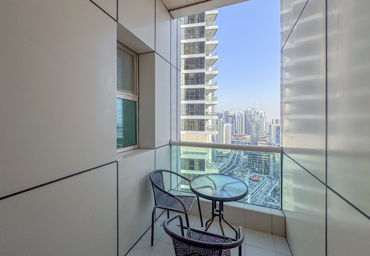 Ferienwohnung in Dubai - Pool, Marina and Sea View | Spacious Balcony