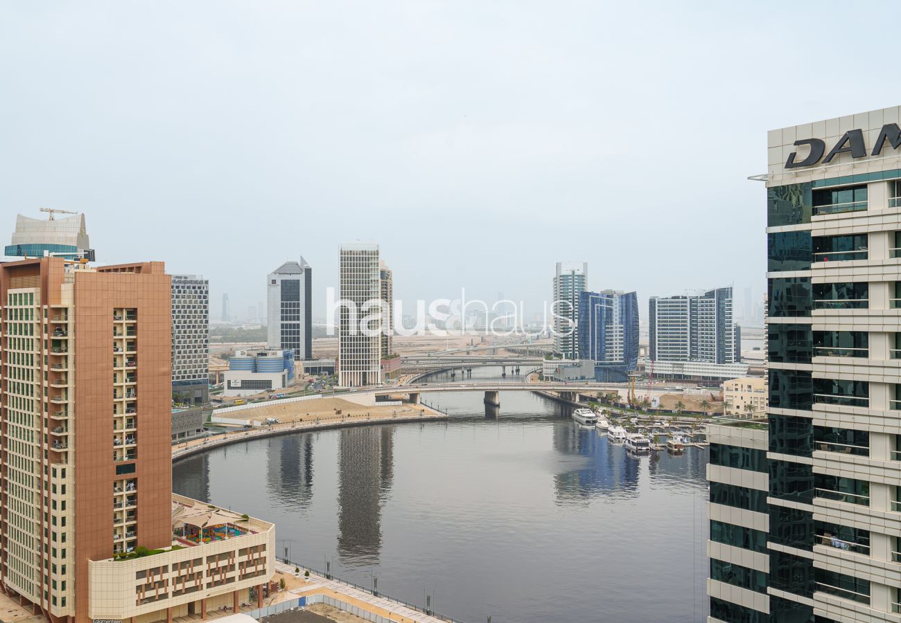 Ferienwohnung in Dubai - Canal View | Well Connected | Near Downtown