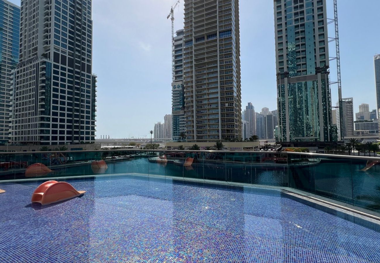 Ferienwohnung in Dubai - Lovely Community View | Brand New | Spacious