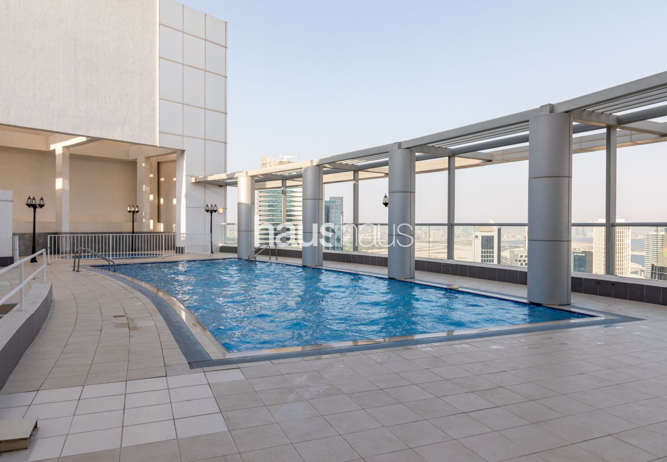 Ferienwohnung in Dubai - Near to Dubai Mall | Spacious 1BR | Sleeps 4