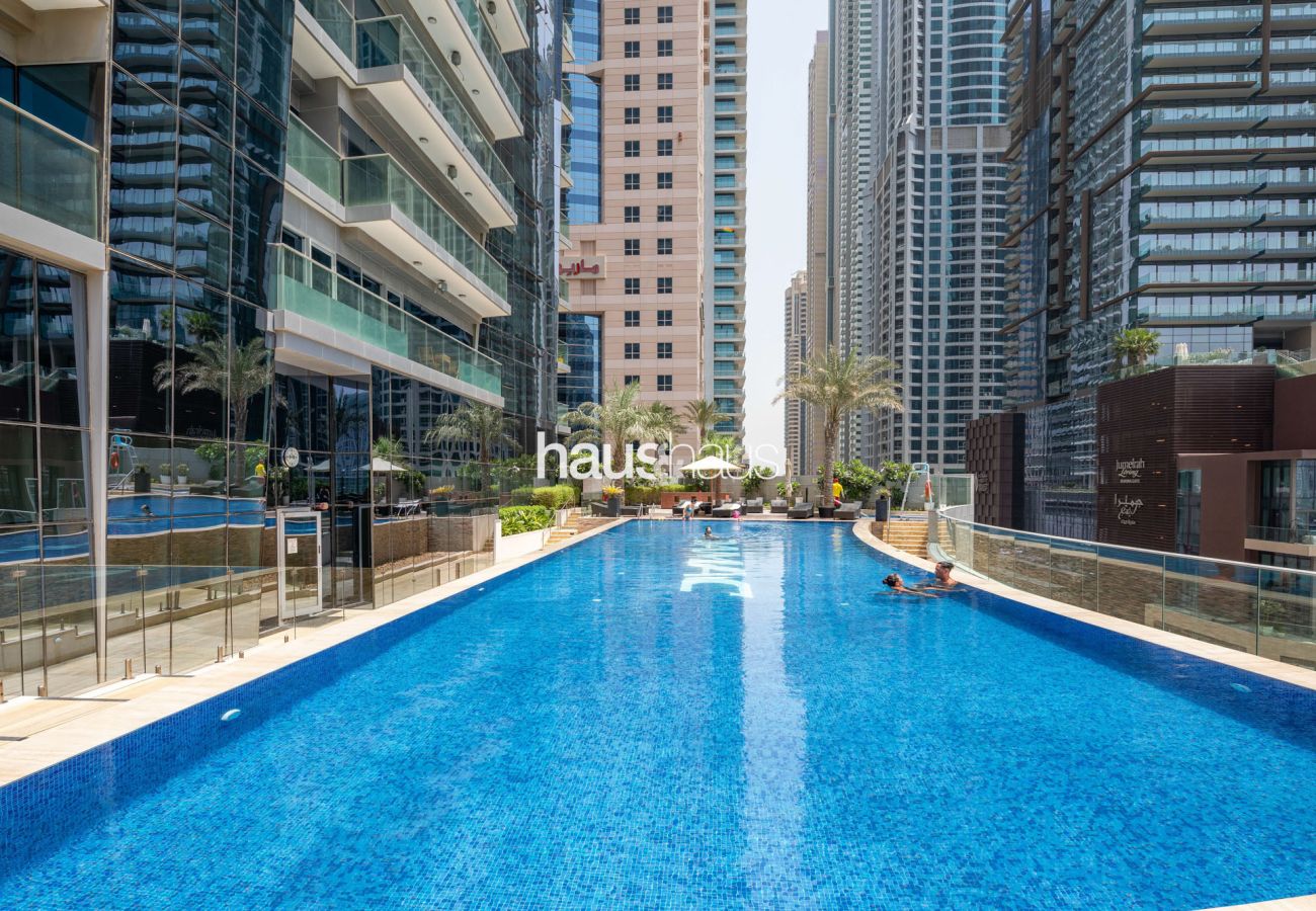 Ferienwohnung in Dubai - Charming Views | Spacious | Prime Location