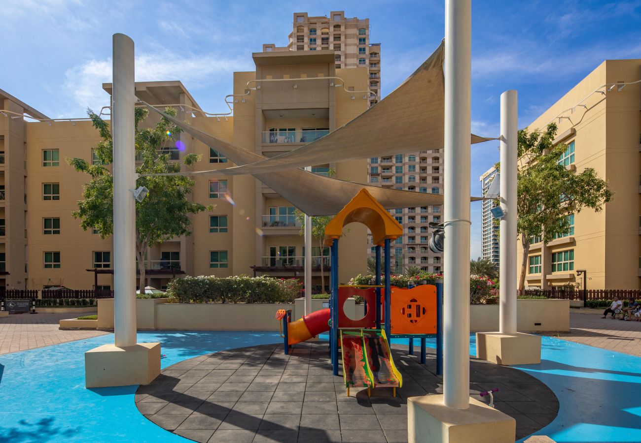 Ferienwohnung in Dubai - Spacious 1BR | Beautiful Community | Colourful