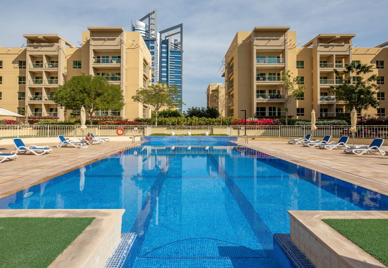 Ferienwohnung in Dubai - Spacious 1BR | Beautiful Community | Colourful