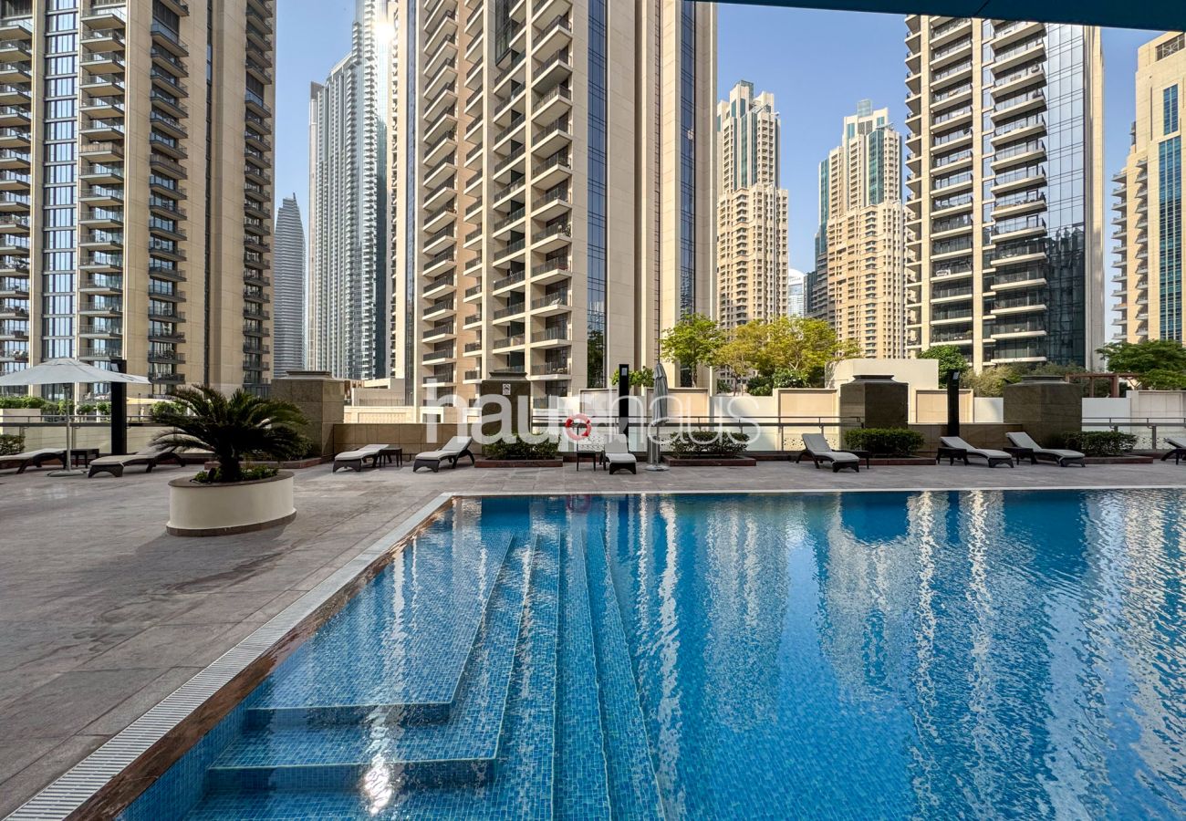 Ferienwohnung in Dubai - Brand New | Few Minutes' Walk to Burj Khalifa 