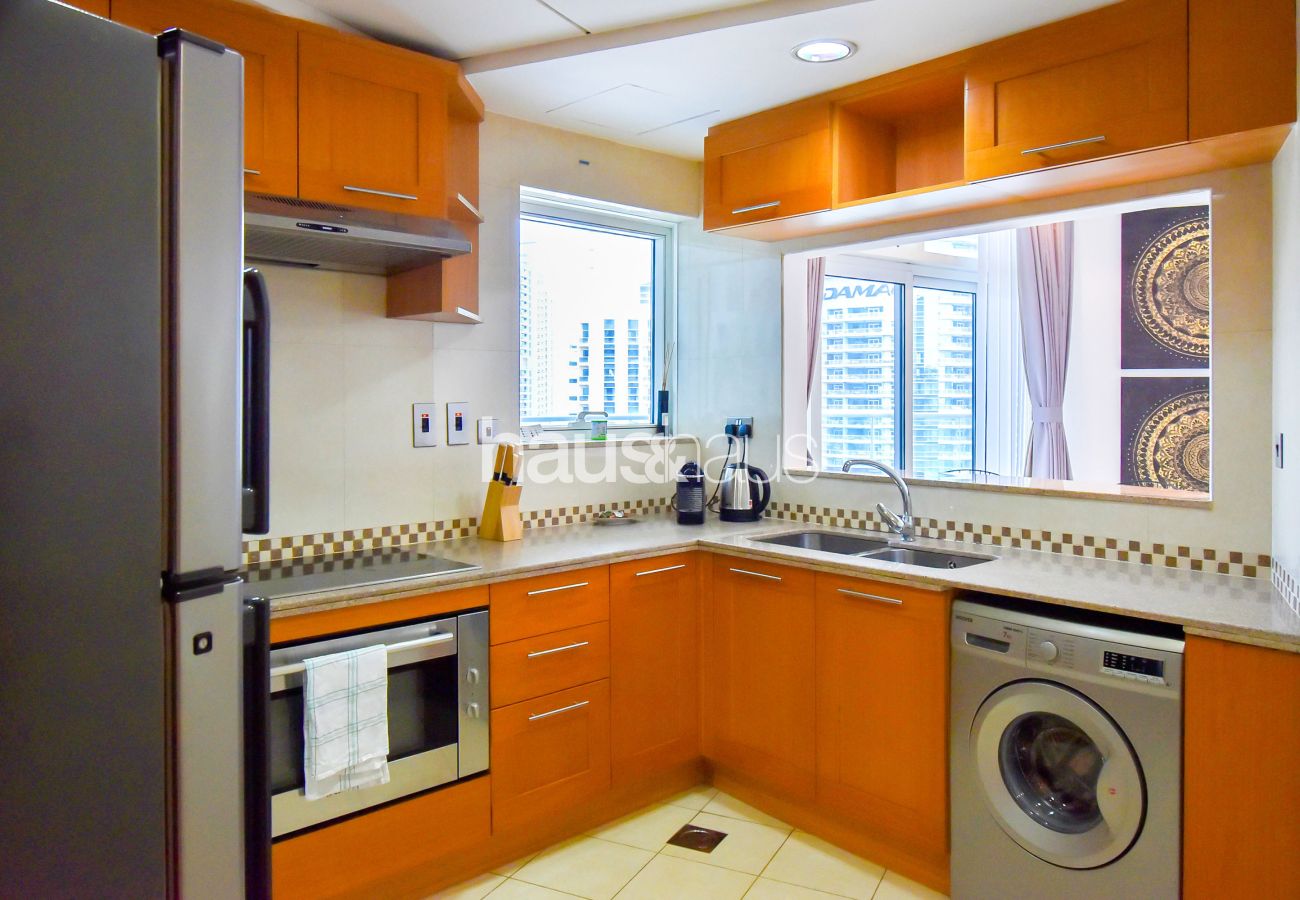 Ferienwohnung in Dubai - Marina View | Spacious Balcony | Best for Families