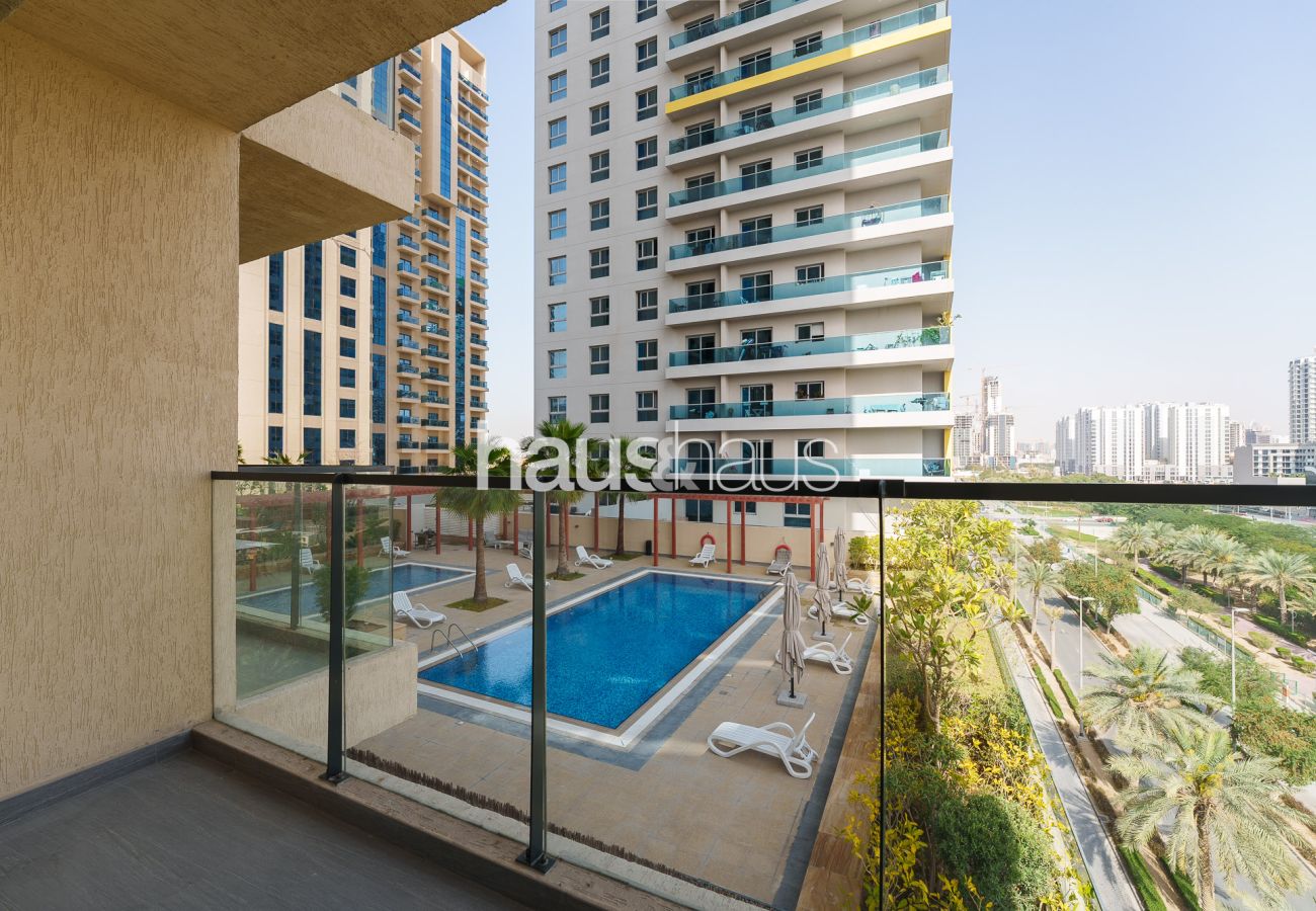 Ferienwohnung in Dubai - Park & Pool View | Beautiful Amenities | Charming