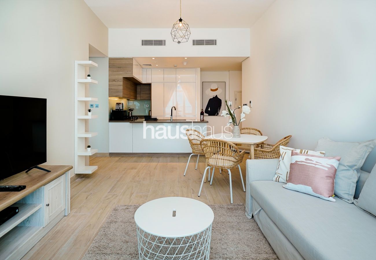 Apartamento en Dubai - Sleek & Cosy 1 BR | Great Location | Vast