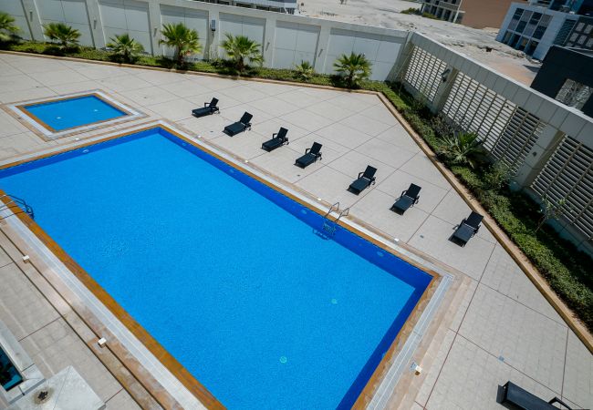 Estudio en Dubai - Vista de la piscina | Estudio espacioso | Centro de negocios