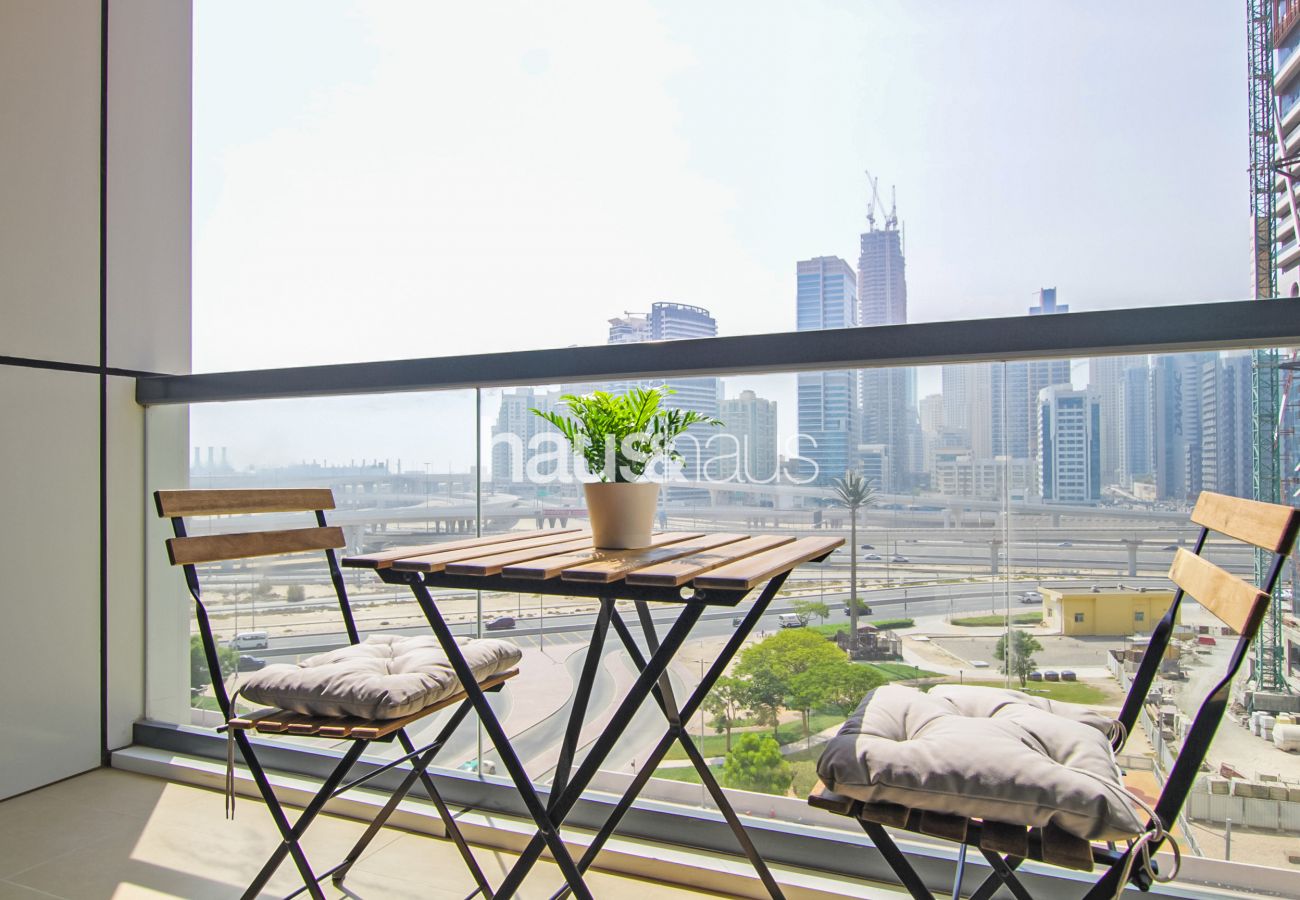 Apartamento en Dubai - Contemporáneo 1HAB | Excelente ubicación | Acogedor