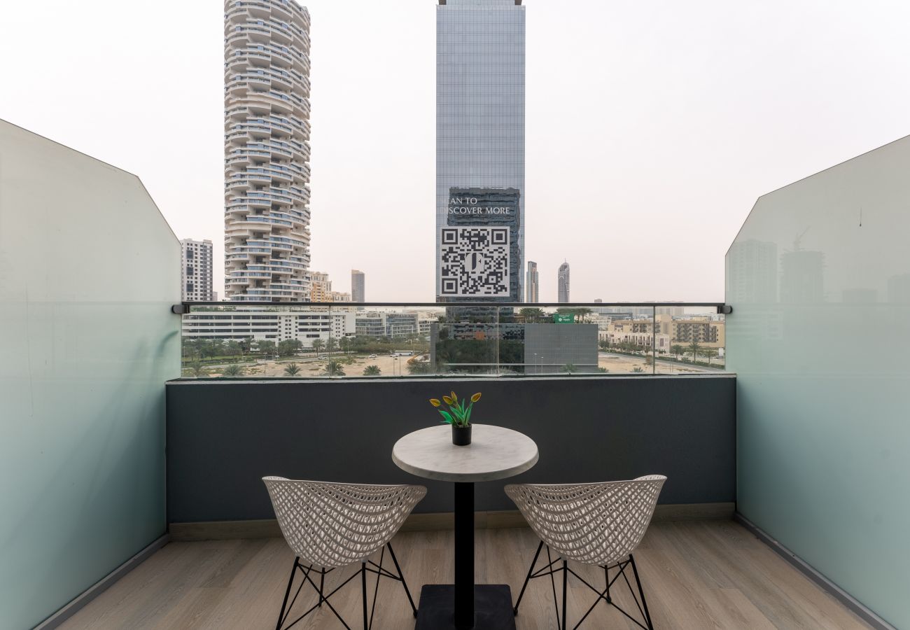 Apartamento en Dubai -  Espacioso | Estudio con Balcón | Brillante