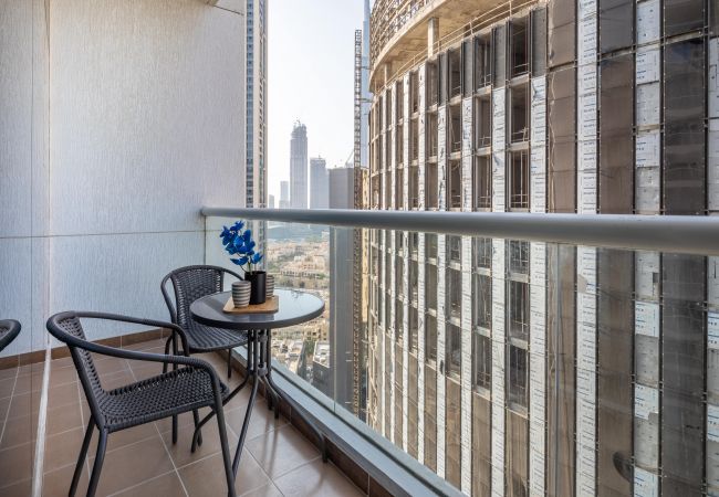 Apartamento en Dubai - Bien conectado Espacioso | Buenas comodidades