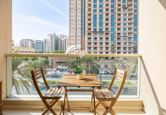 Apartamento en Dubai - Vasto | Sofisticado | Hogareño