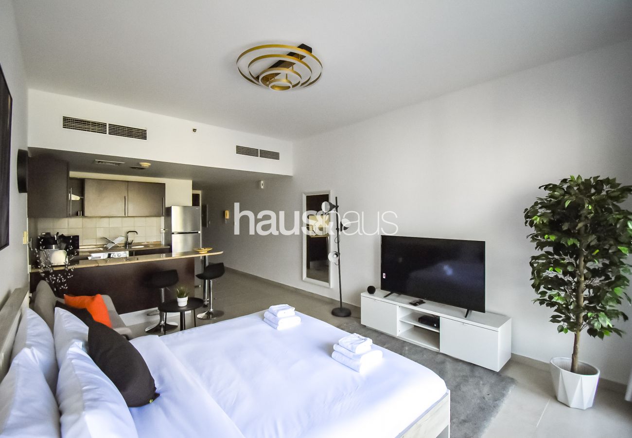 Estudio en Dubai - Spacious Studio | Beautiful Neighbourhood