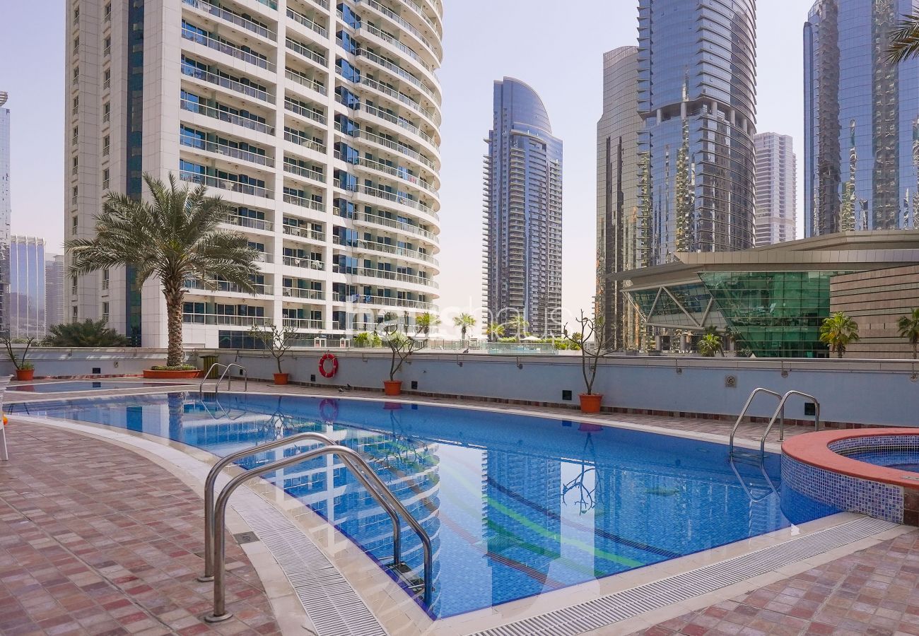 Estudio en Dubai - Fully equipped Studio directly at Metro Station