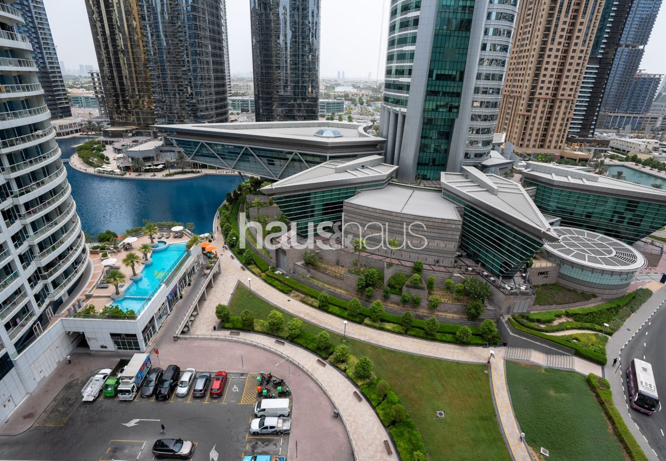 Estudio en Dubai - Estudio totalmente equipado directamente en la estación de metro