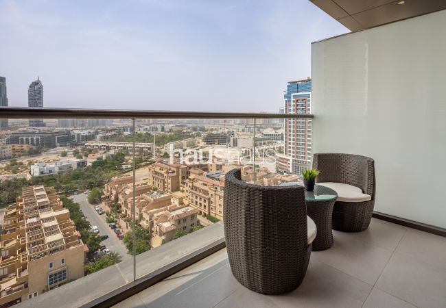 Estudio en Dubai -  Nuevo | espacioso | Balcón