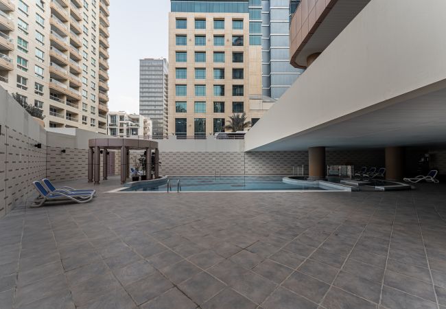 Apartamento en Dubai - Vista completa al puerto deportivo | Brillante | Acogedor