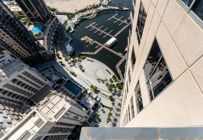 Apartamento en Dubai - Club Náutico y Vista al Mar | brillante | Vasto