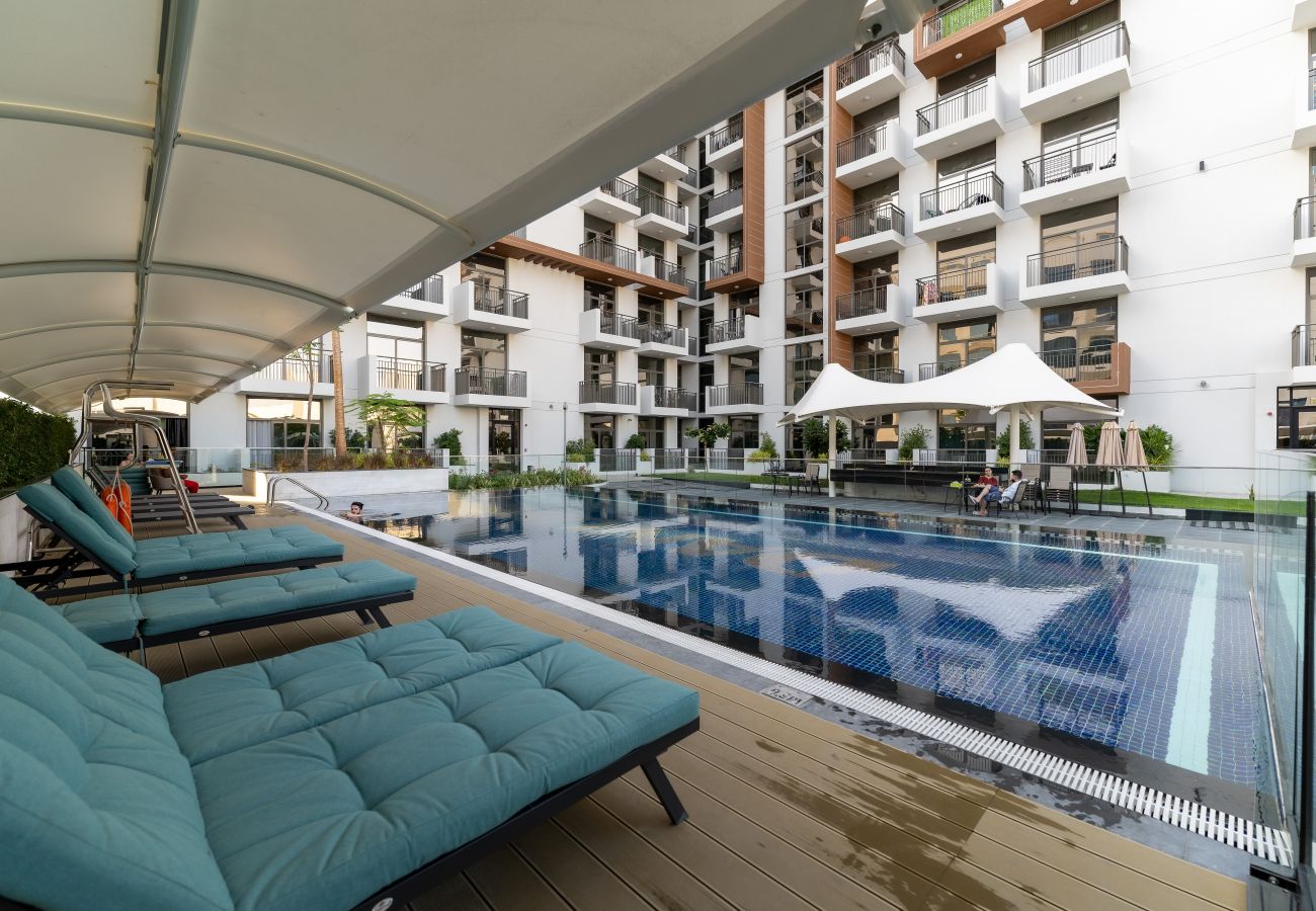 Apartamento en Dubai - Vista de la piscina | relajante | Para estrenar