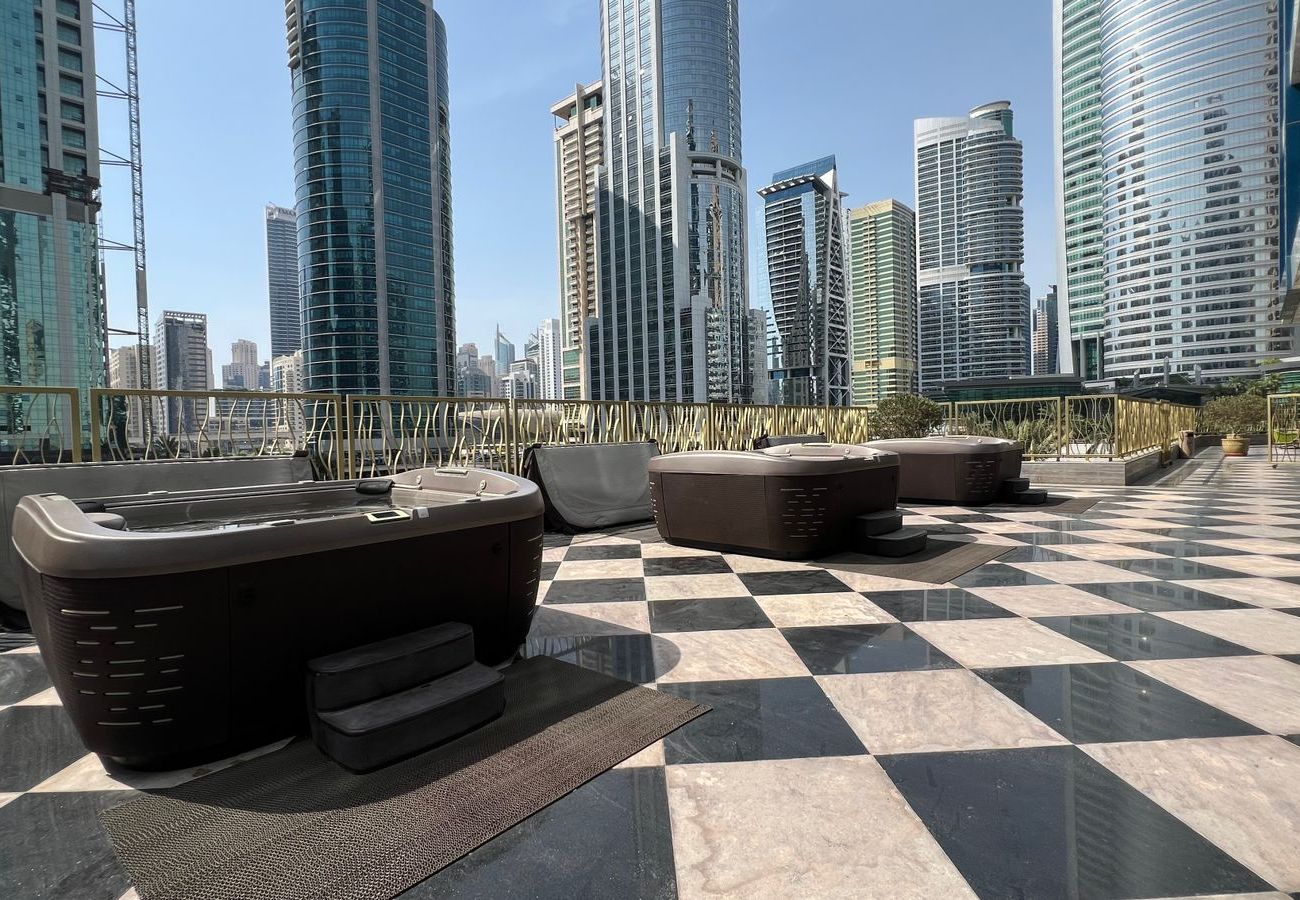 Apartamento en Dubai - Impresionante vista al lago | Unidad Chich | Acogedor