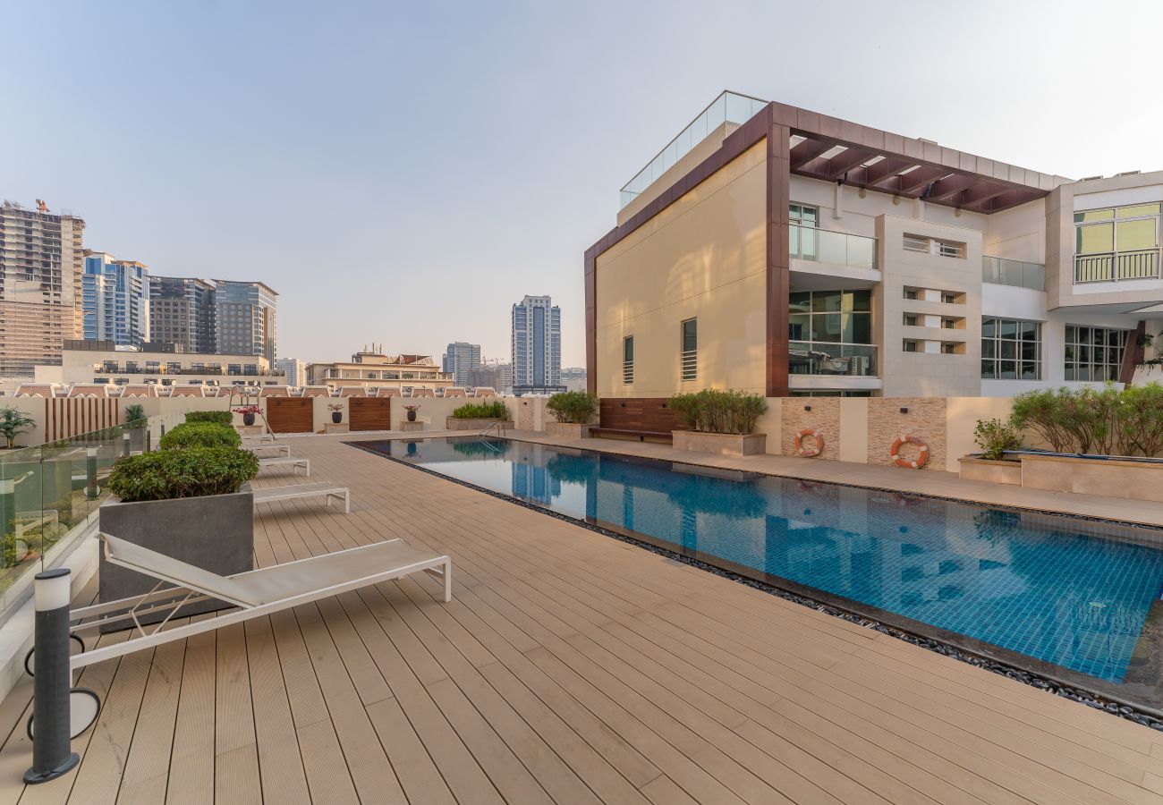 Estudio en Dubai - Estudio elegante | Hermosas amenidades | Vista a la piscina