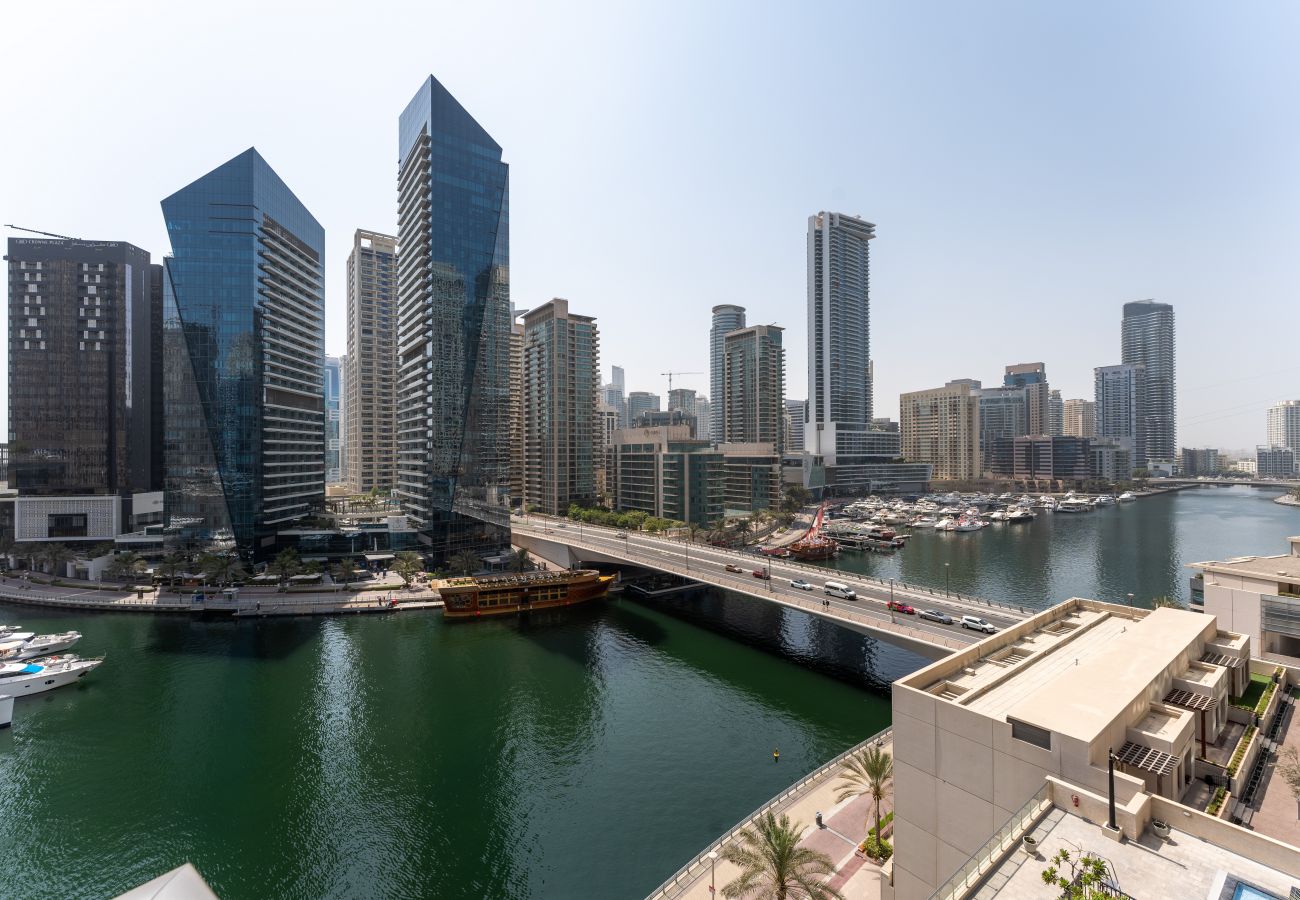 Apartamento en Dubai - Frente al mar | Gran vista al puerto deportivo | Vibrante