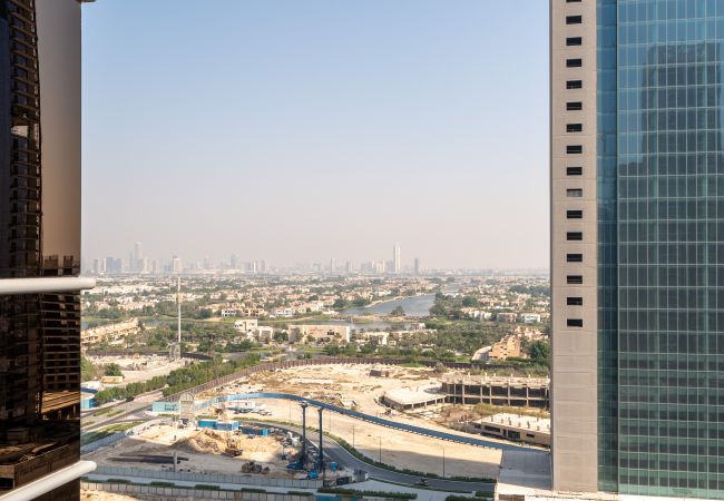 Apartamento en Dubai - Hermosa vista del horizonte | Tranquilo | Duerme 3