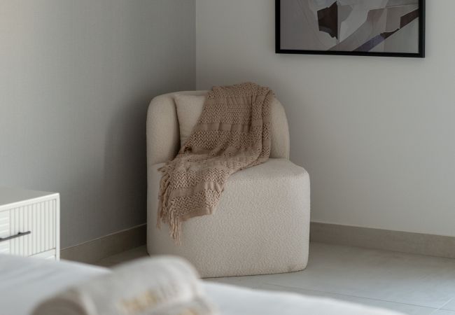 Apartamento en Dubai - Sofisticado 1 dormitorio | Muebles nuevos | De lujo
