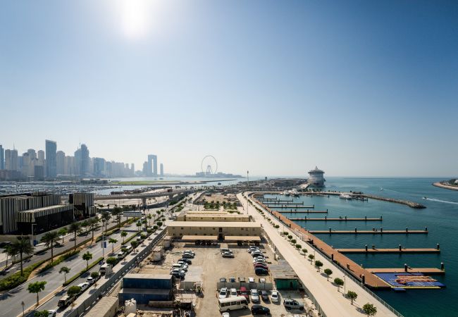Apartamento en Dubai - Frente a la playa | Impresionante vista al mar | De lujo