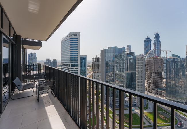 Apartamento en Dubai - Edificio nuevo | Piso Alto | Recién amueblado