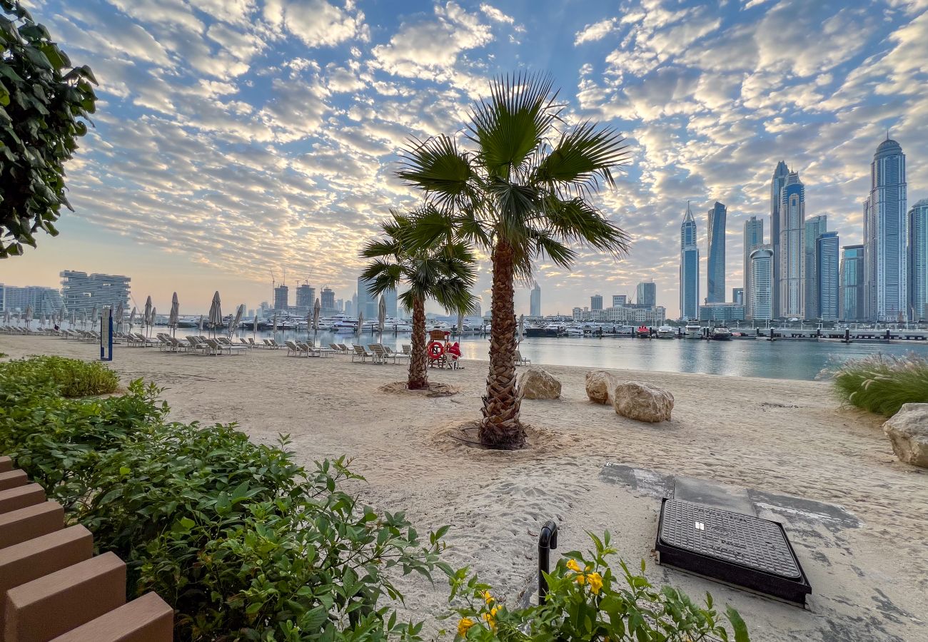 Apartamento en Dubai - Vista al mar y la Atlántida | Exquisitamente amueblado Nuevo