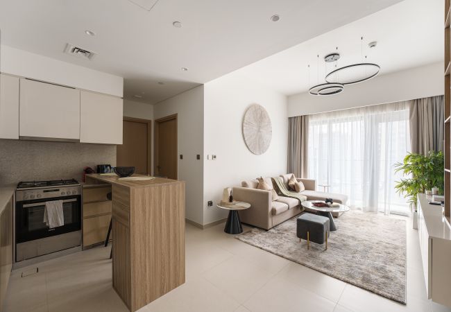 Apartamento en Dubai - Minutos al Burj Khalifa | Excelentes instalaciones | Central