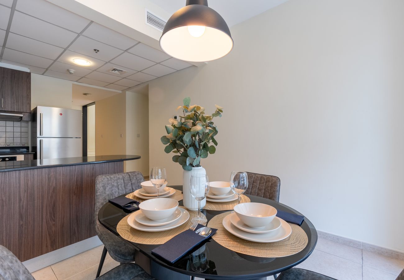 Apartamento en Dubai - Newly Furnished | Accessible Location | Vibrant