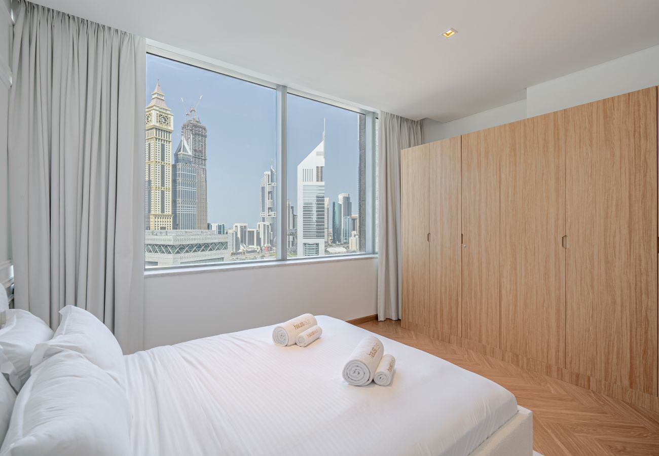 Apartamento en Dubai - Chic and Refined 2BR | Central | Best for Families