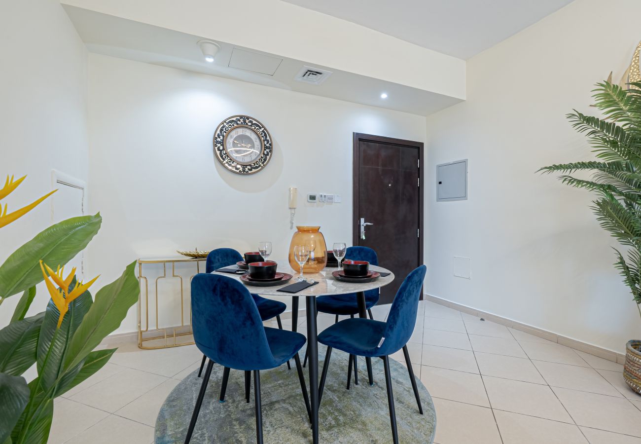 Apartamento en Dubai - Few Minutes’ Walk to Metro | Central | Spacious