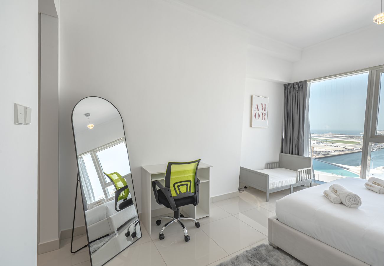 Apartamento en Dubai - Charming Views | Spacious | Prime Location