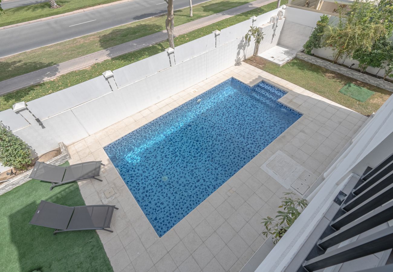 Villa en Dubai - Perfect for Families | Private Pool | Vast 5BR