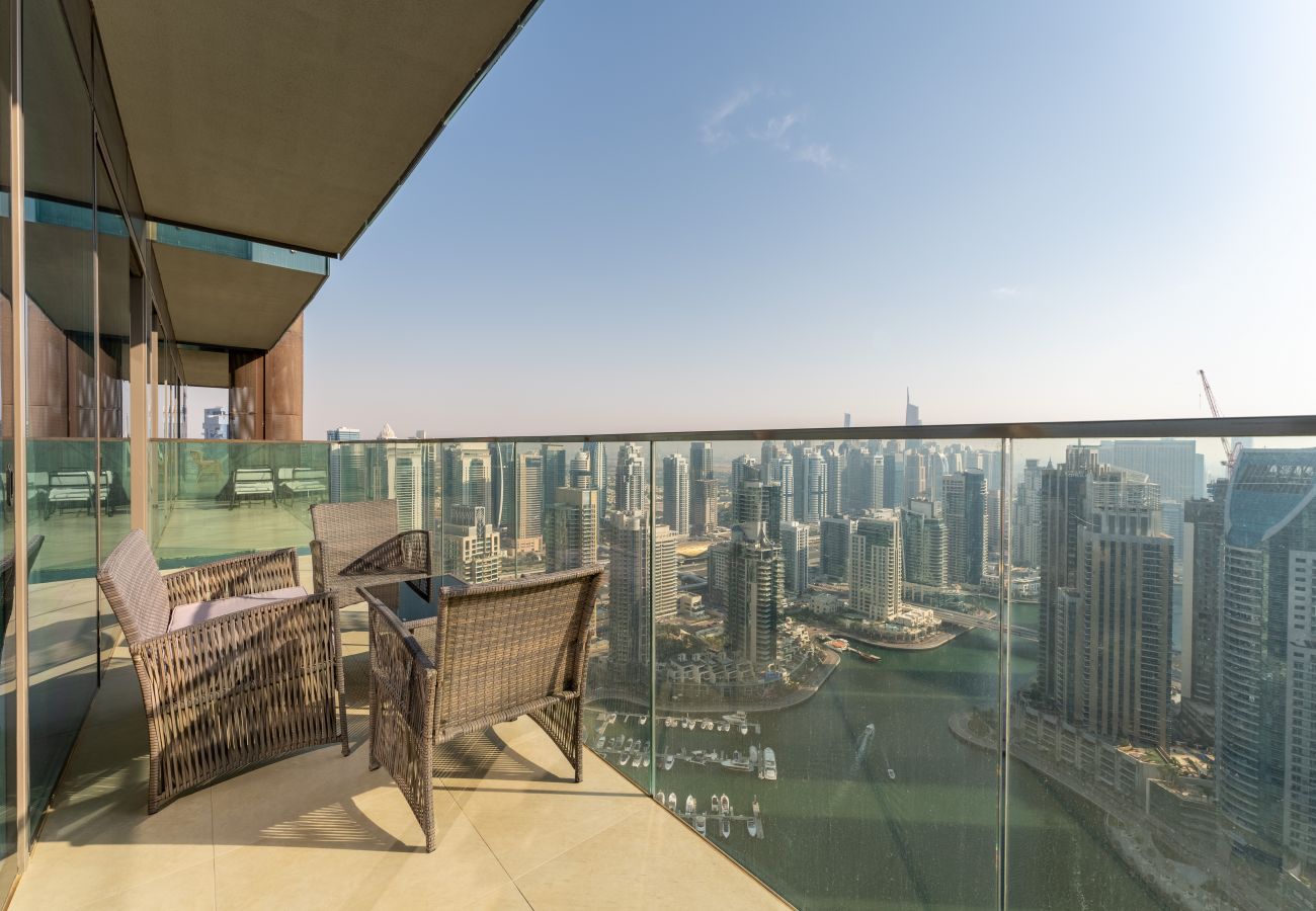 Appartement à Dubai - Vue sur le yacht de la marina | Spacieux | Luxueux