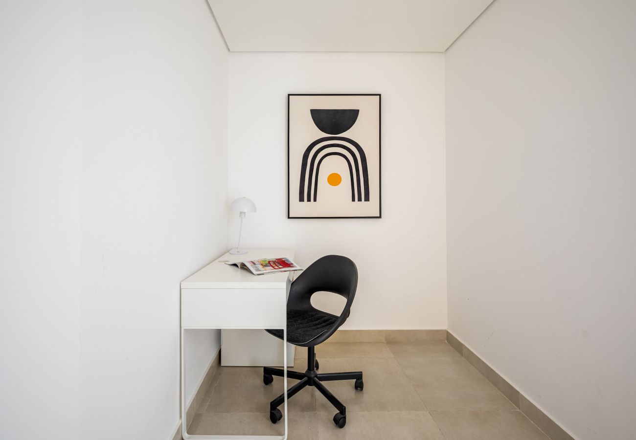 Appartement à Dubai - Spacieux 1 Chambre | Vue piscine | Zone pratique